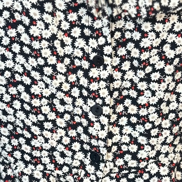 Good Luck Gem Floral Button Up Blouse Size L - Picture 6 of 6